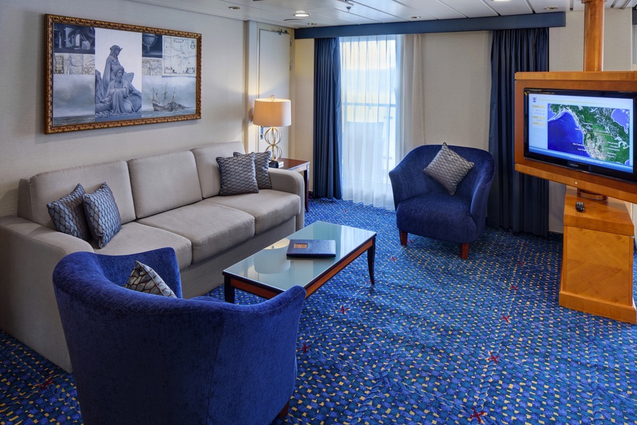 RCI, Radiance of the Sea, Owner's Suite 1 Bedroom 5.jpg